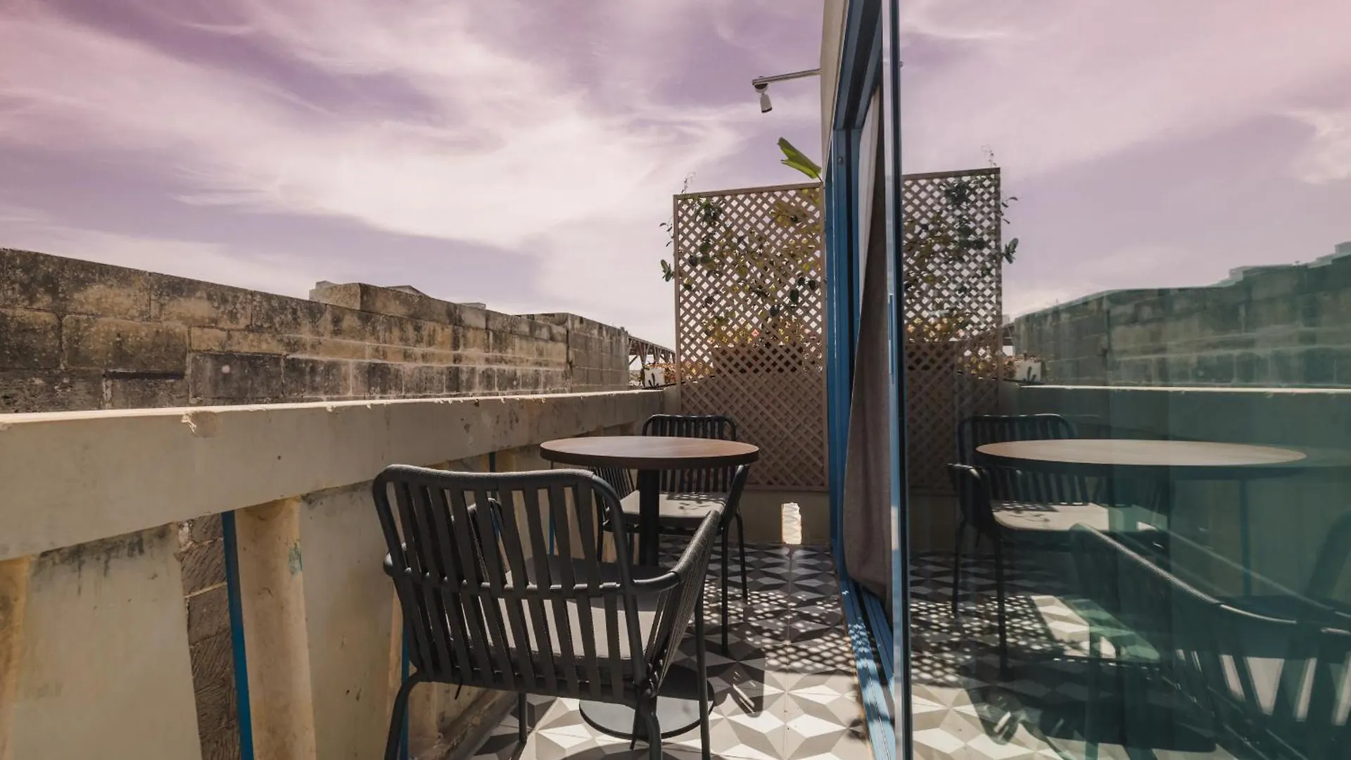 Iz-Zebbuga Boutique Suites Aparthotel